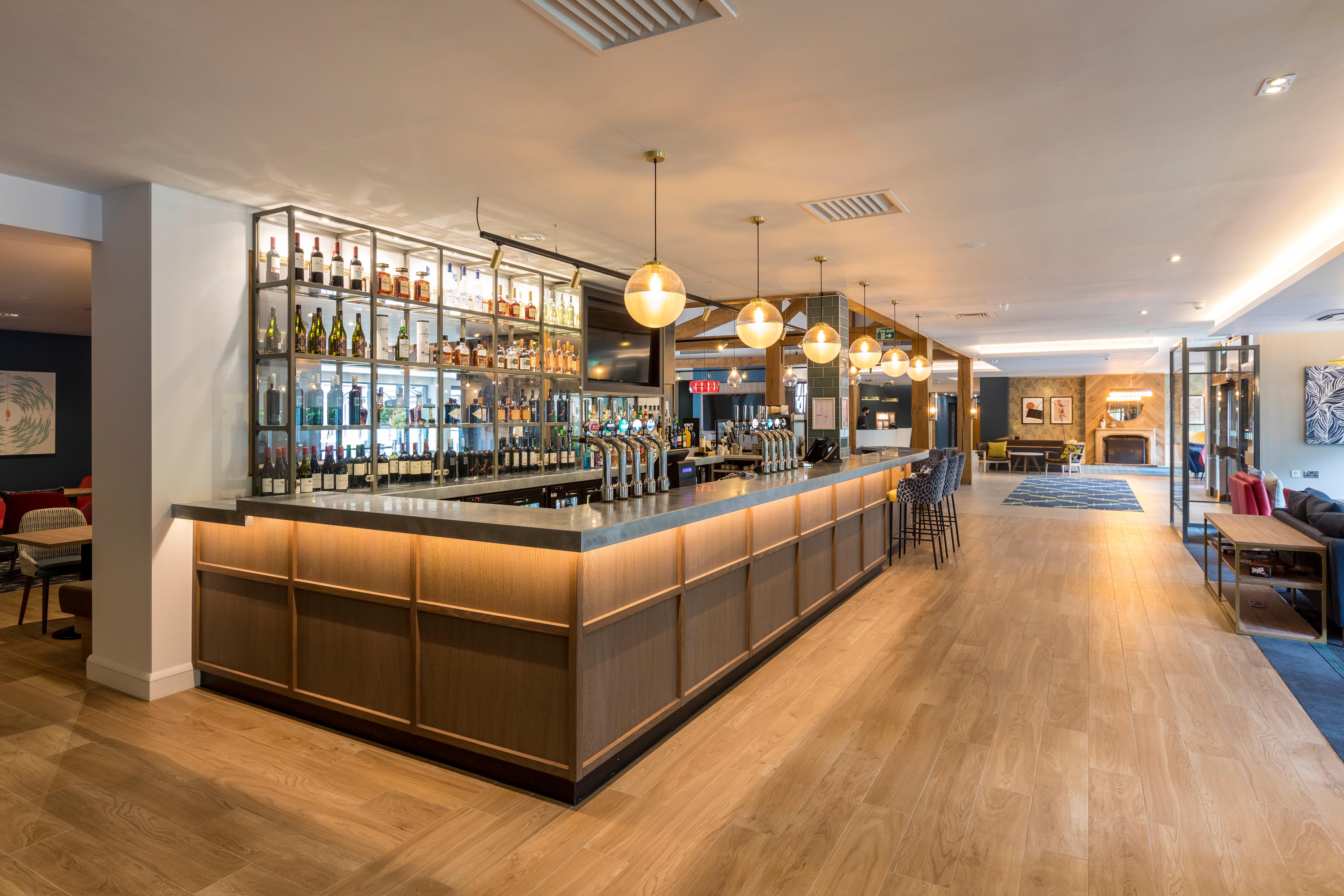 Holiday Inn Cambridge By Ihg Girton  Εξωτερικό φωτογραφία